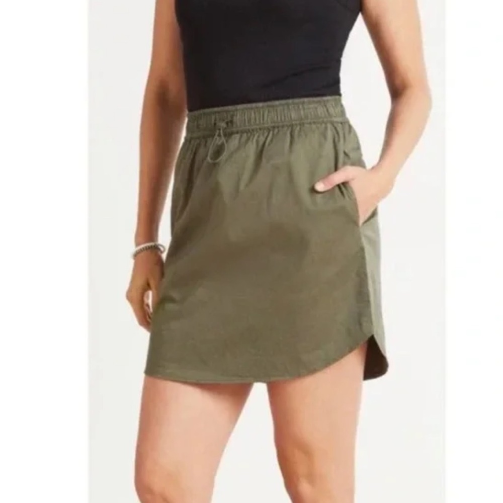 Sundry For Everyone daytime skirt with pockets Size 1